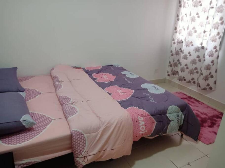 Debayu Homestay With Free Parking At Setia Alam Shah Alam Bagian luar foto